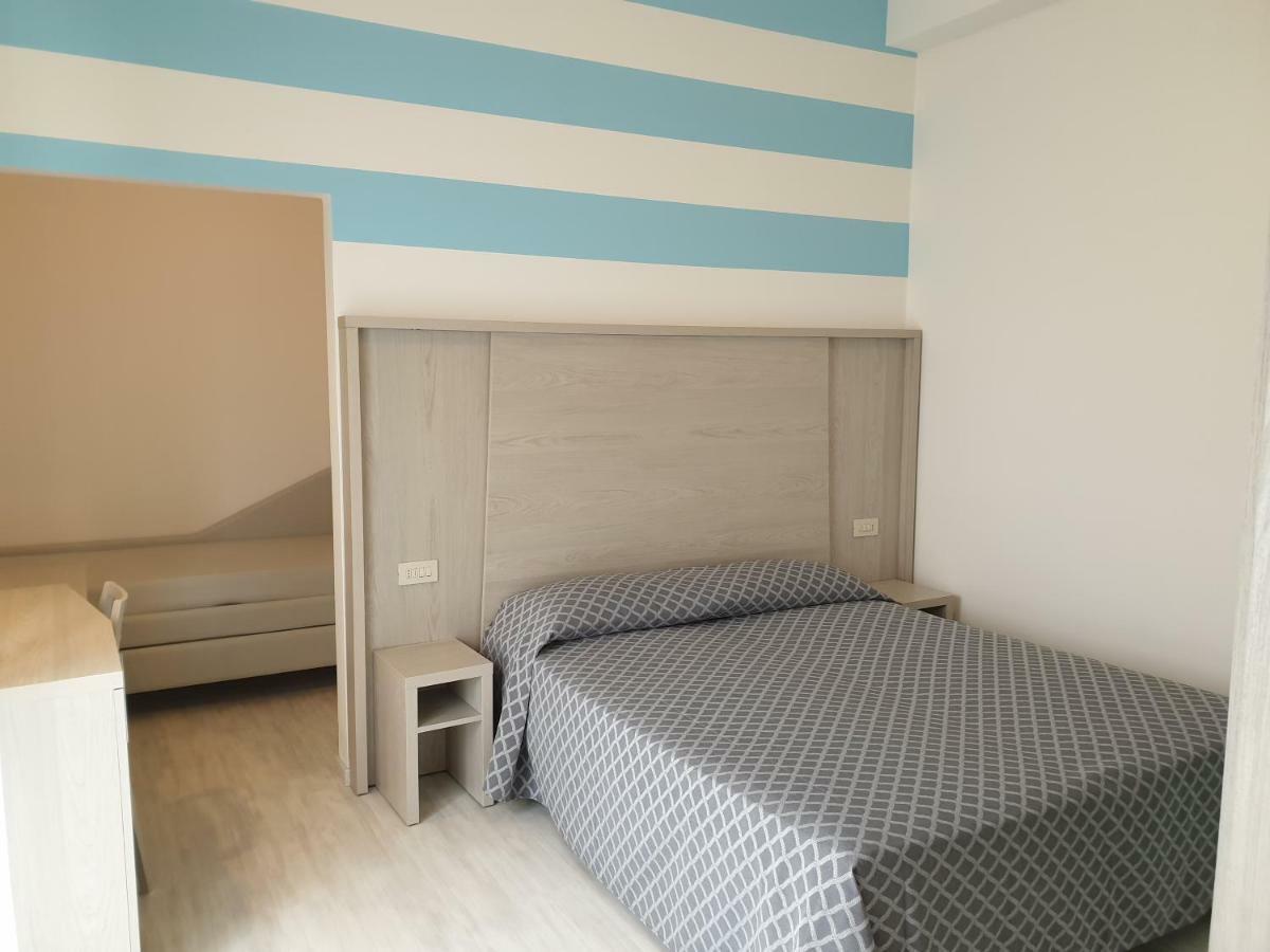Hotel Admiral Μπελάρια-Ιτζέα Μαρίνα Δωμάτιο φωτογραφία